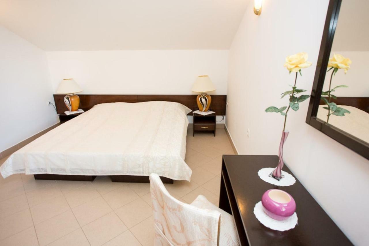 Apartment Пунат Екстериор снимка
